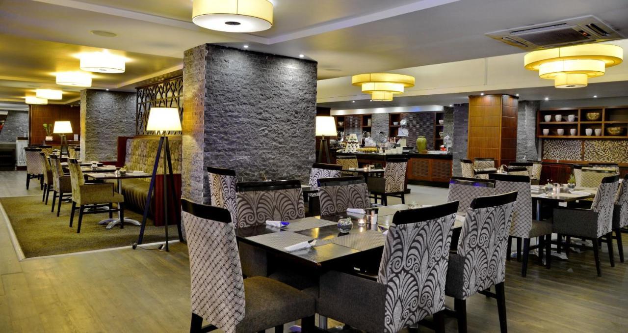 Anew Hotel Witbank Emalahleni Esterno foto